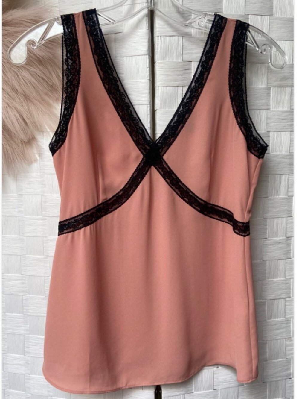 J Crew Peach & Black Lace V Neck Camisole Tank Top Size 00
